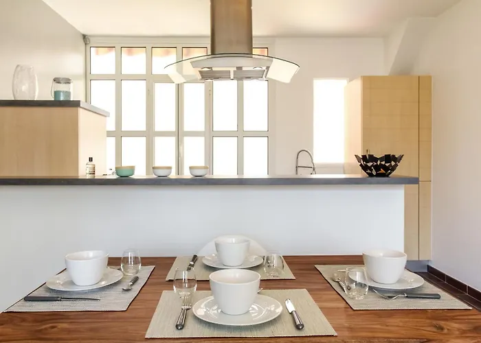 Veillon - 2 Bedrooms - City Center
