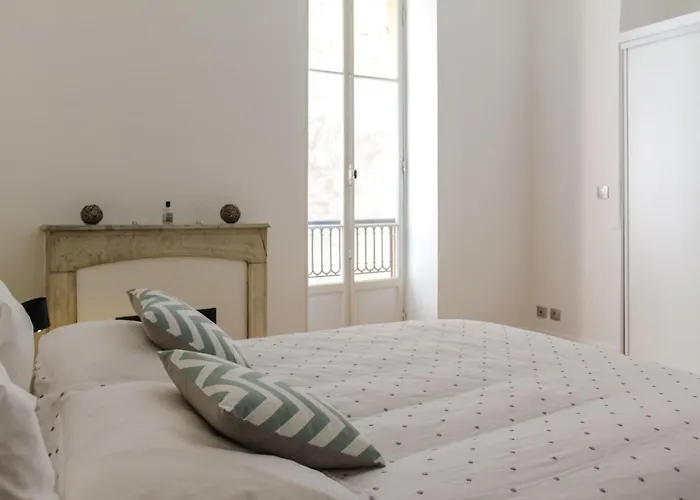 Veillon - 2 Bedrooms - City Center
